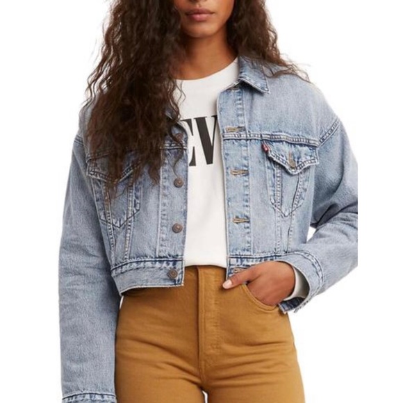 Levi's Jackets & Blazers - Levi’s Crop Dad Trucker Jkt- NEW WITH TAGS